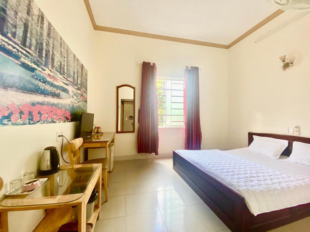 Khach San Ban Me Xanh Hotel Буон Ма Туот Екстериор снимка