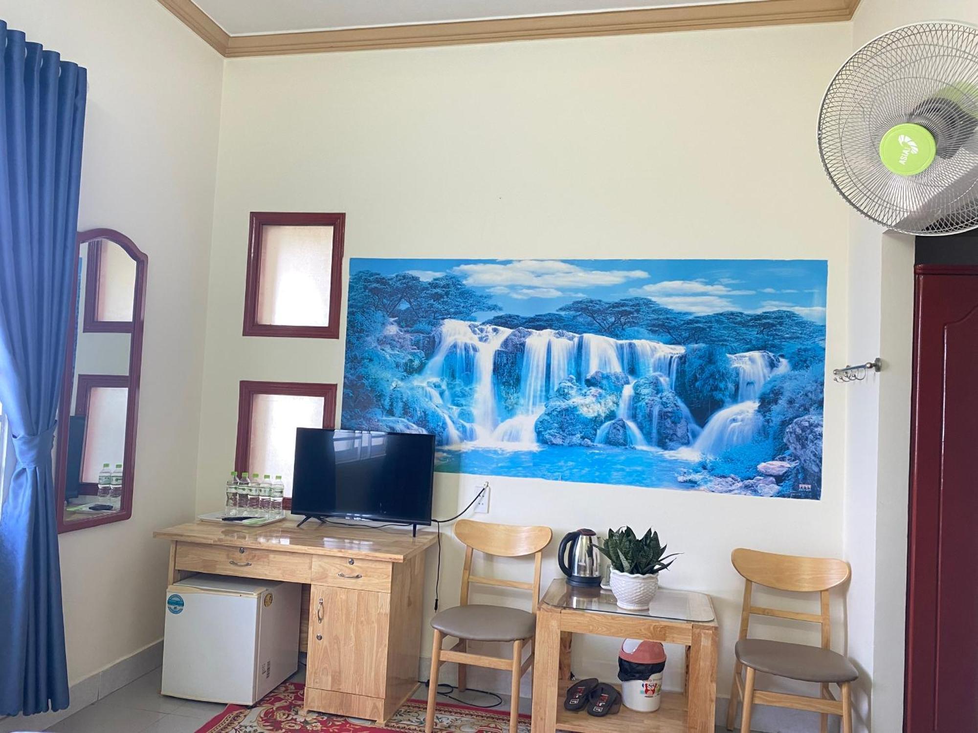 Khach San Ban Me Xanh Hotel Буон Ма Туот Екстериор снимка