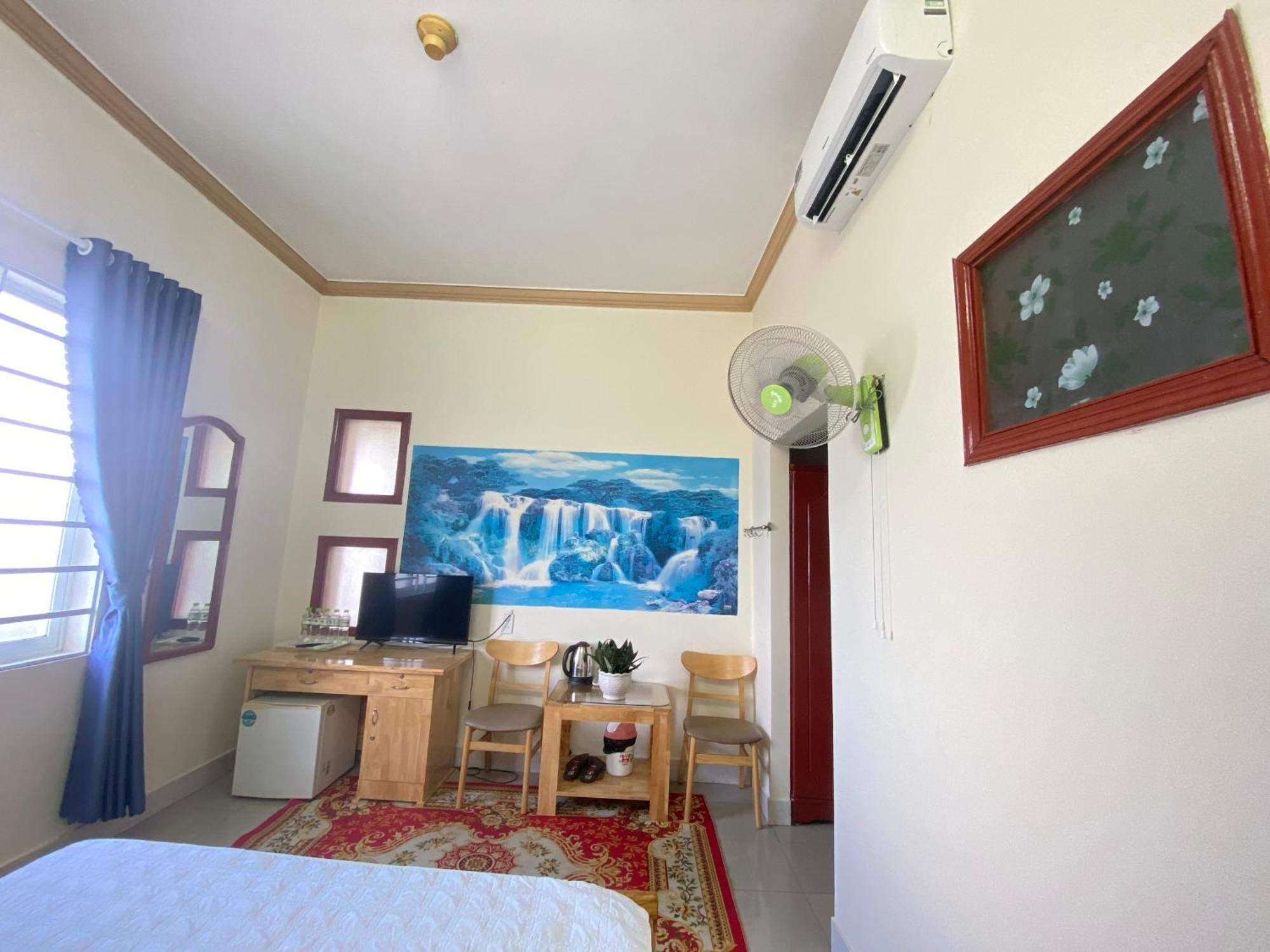 Khach San Ban Me Xanh Hotel Буон Ма Туот Екстериор снимка