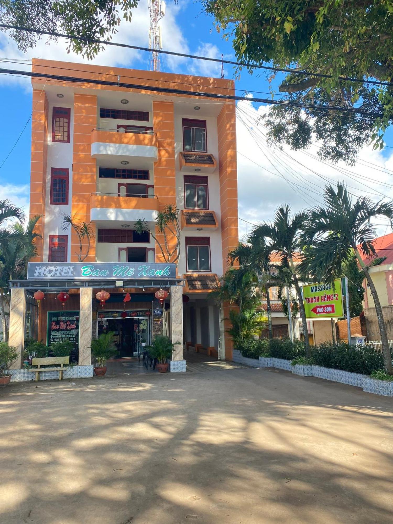 Khach San Ban Me Xanh Hotel Буон Ма Туот Екстериор снимка